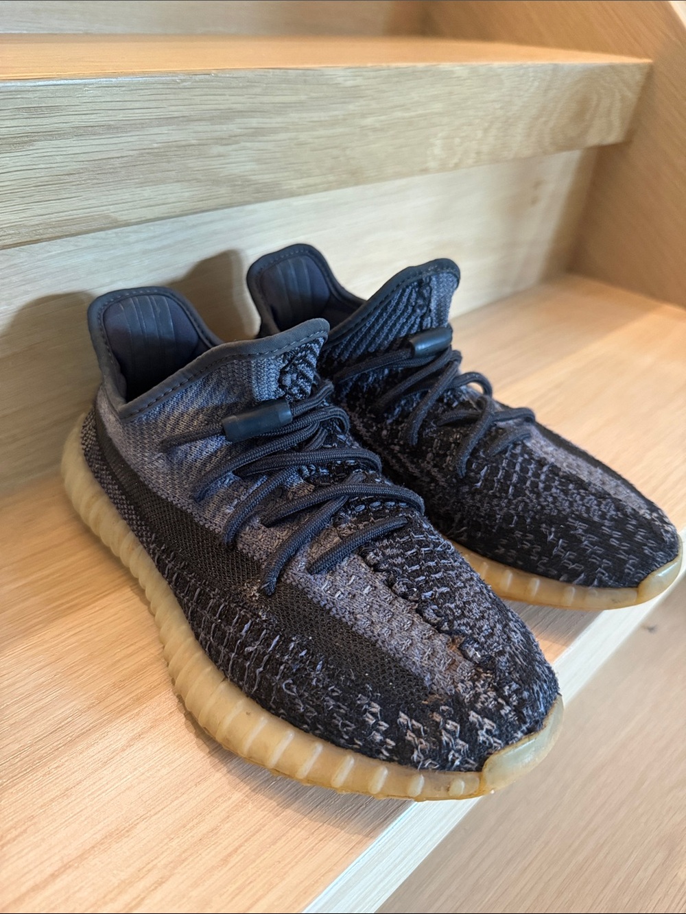 2020 adidas Yeezy Boost 350 V2 'Carbon' Mens Sz 6